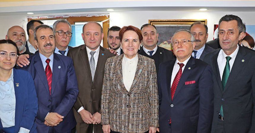 Samsun'dan Akşener geçti Samsun'dan Akşener geçti