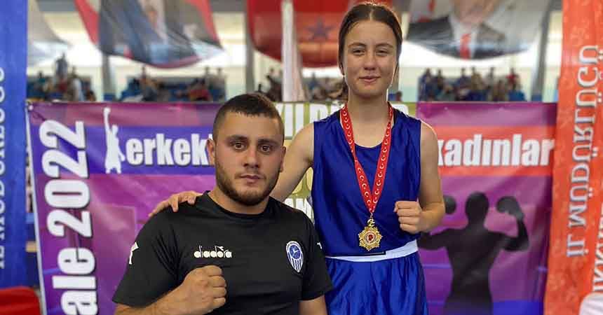 Canikli boksör Türkiye Şampiyonu
