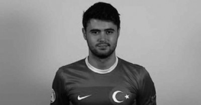 Milli futbolcu Ahmet Çalık hayatını kaybetti