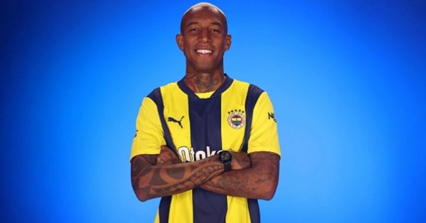 Anderson Talisca Fenerbahçe'ye İmzayı Attı