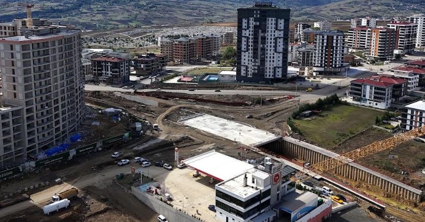 Yeni Şerit İnşası Başladı