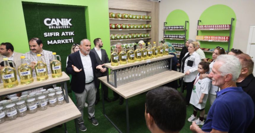 Bu Markette Para Geçmiyor