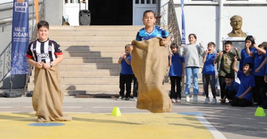 Kültürel Miras Geleneksel Oyunla Yaşatılıyor Kültürel Miras Geleneksel Oyunla Yaşatılıyor