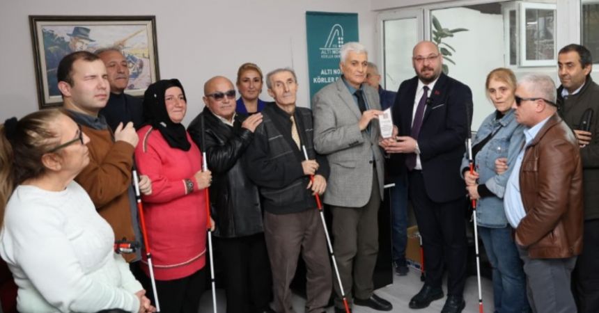 Engellilere 40 Beyaz Baston