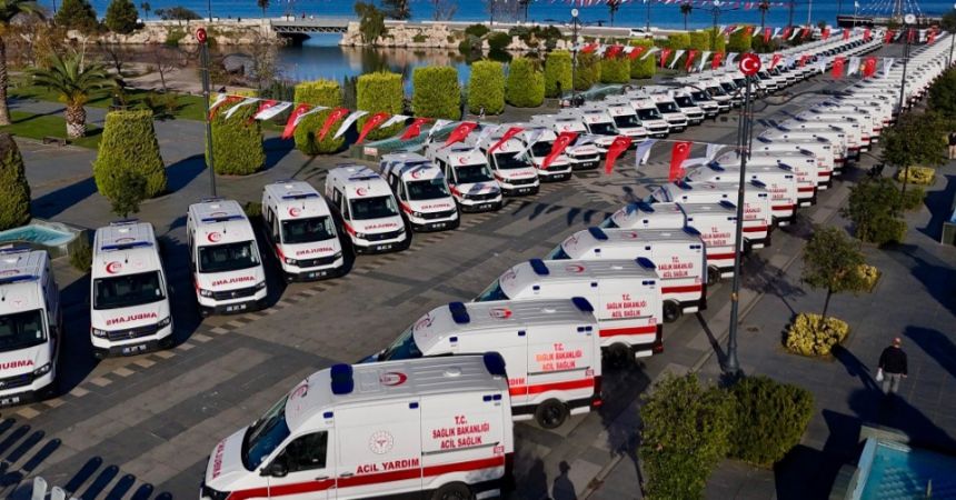 SBB'den Sağlığa 100 Ambulans