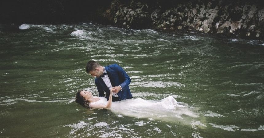 Dereler, düğün fotoğraflarının yeni gözdesi Dereler, düğün fotoğraflarının yeni gözdesi