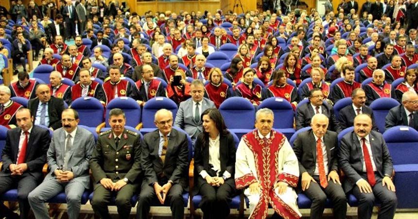 OMÜ 2016-2017 akademik yılı törenle açıldı