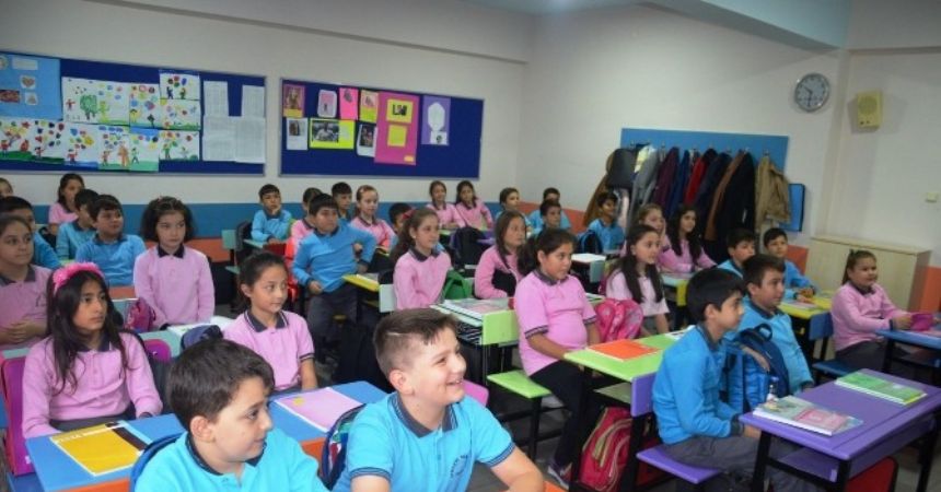 Sınıflar gökkuşağı gibi Sınıflar gökkuşağı gibi