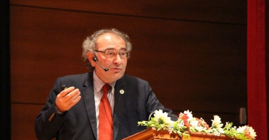Tarhan’dan 15 Temmuz’a farklı bakış Tarhan’dan 15 Temmuz’a farklı bakış