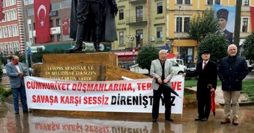 Eski vekillerden sessiz eylem Eski vekillerden sessiz eylem