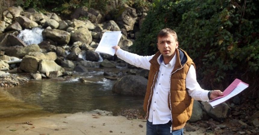 Her yağmurda musluktan çamur akıyor Her yağmurda musluktan çamur akıyor