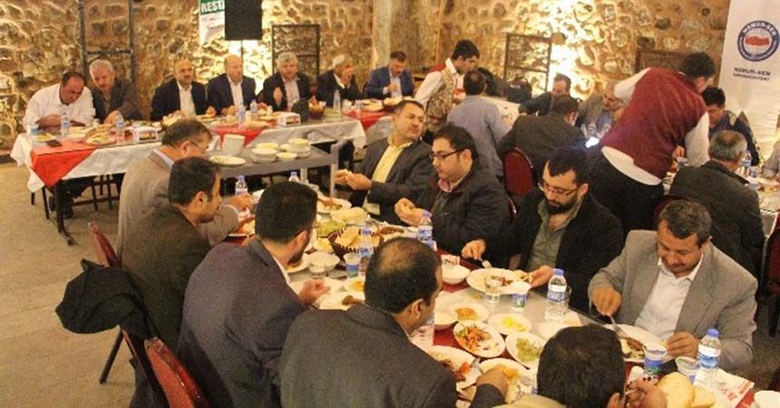 Eğitim Bir-Sen istişare yaptı Eğitim Bir-Sen istişare yaptı