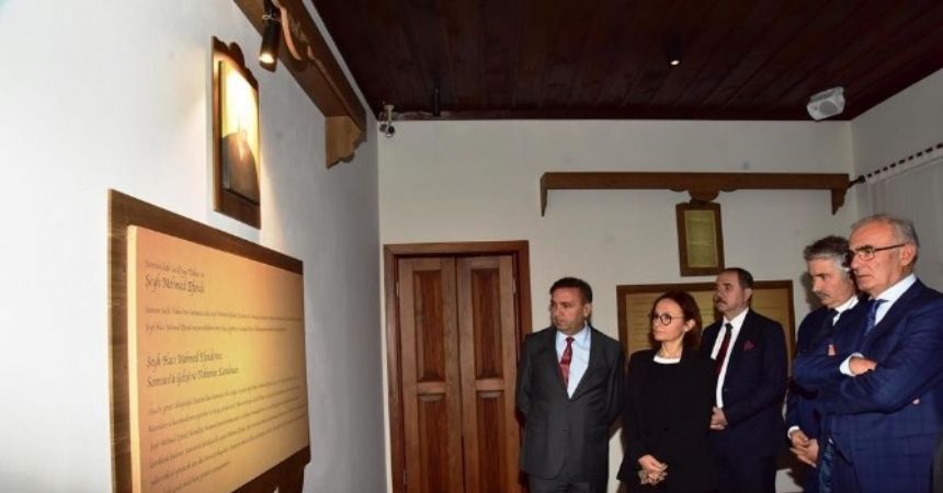 Tarihi tekke gün sayıyor