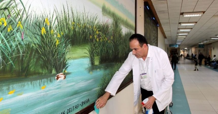 3 dil bilen ressam temizlikçi