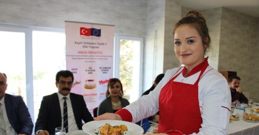 Kızların iş umudu ’Osmanlı mutfağı’ Kızların iş umudu ’Osmanlı mutfağı’