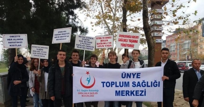 Ünye’de doğa yürüyüşü Ünye’de doğa yürüyüşü