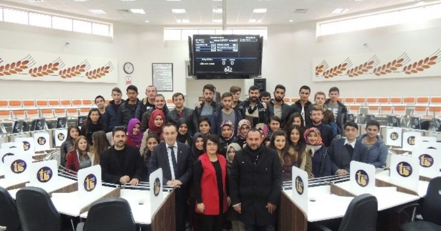 Öğrencilerden ÇTB'ye ziyaret Öğrencilerden ÇTB'ye ziyaret