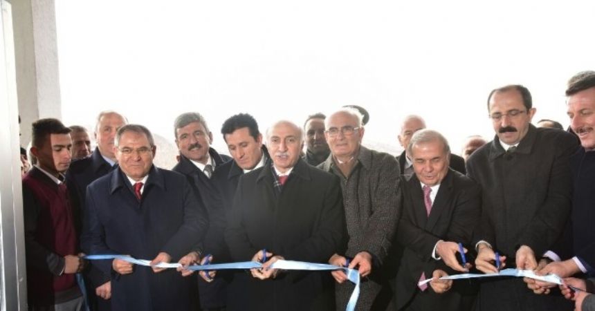 Vezirköprü’de okul sevinci Vezirköprü’de okul sevinci