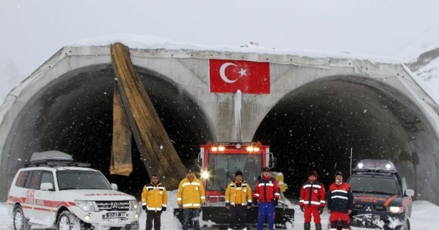 Sağlık ekiplerinden ’kar’ tatbikatı Sağlık ekiplerinden ’kar’ tatbikatı