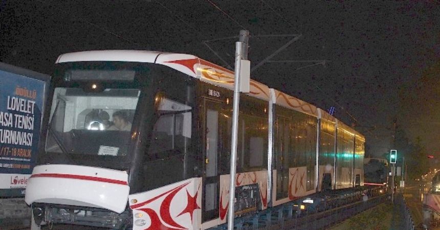 Üçüncü yerli tramvay da geldi Üçüncü yerli tramvay da geldi