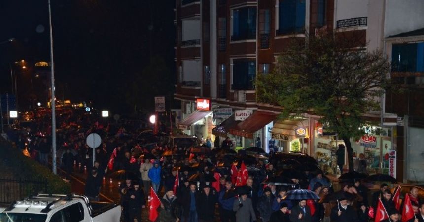 Erbaalılardan teröre tepki yürüyüşü Erbaalılardan teröre tepki yürüyüşü