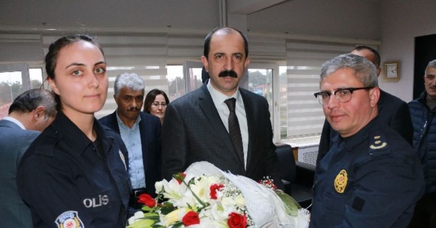 Göksel: Polisimizin yanındayız Göksel: Polisimizin yanındayız