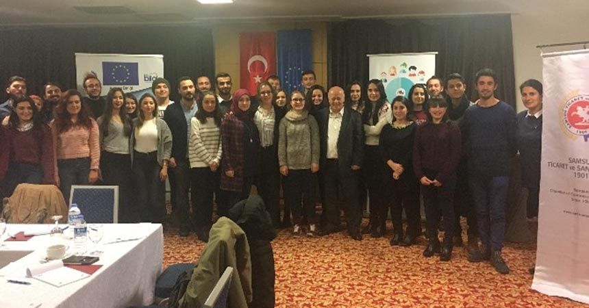 Türkiye-AB ilişkileri tartışıldı Türkiye-AB ilişkileri tartışıldı