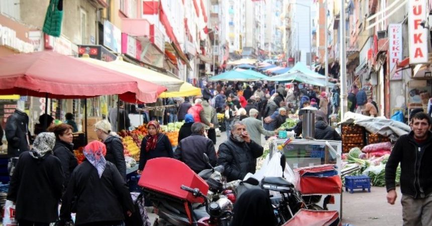 ’Pazarda her şey ateş pahası’ ’Pazarda her şey ateş pahası’