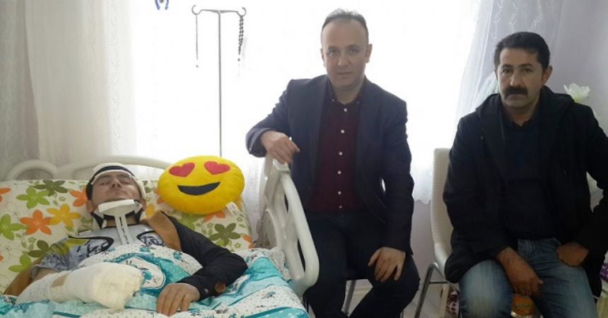 Akçagöz'den Gazi'ye ziyaret Akçagöz'den Gazi'ye ziyaret