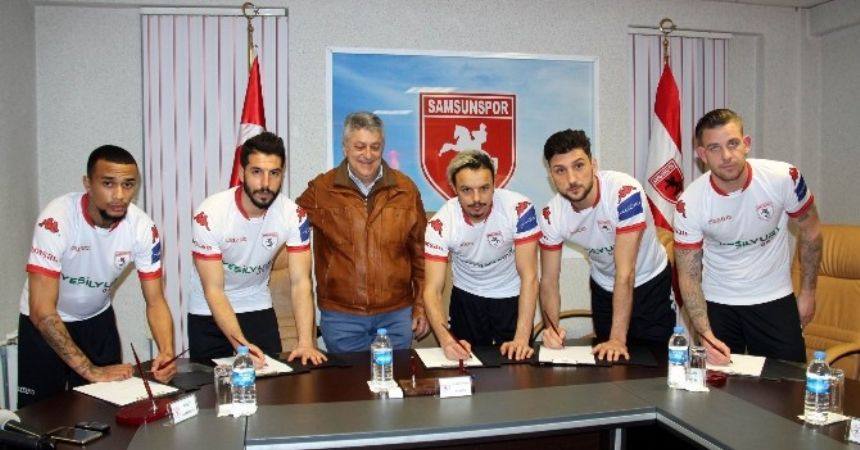 Samsunspor’dan imza şov Samsunspor’dan imza şov