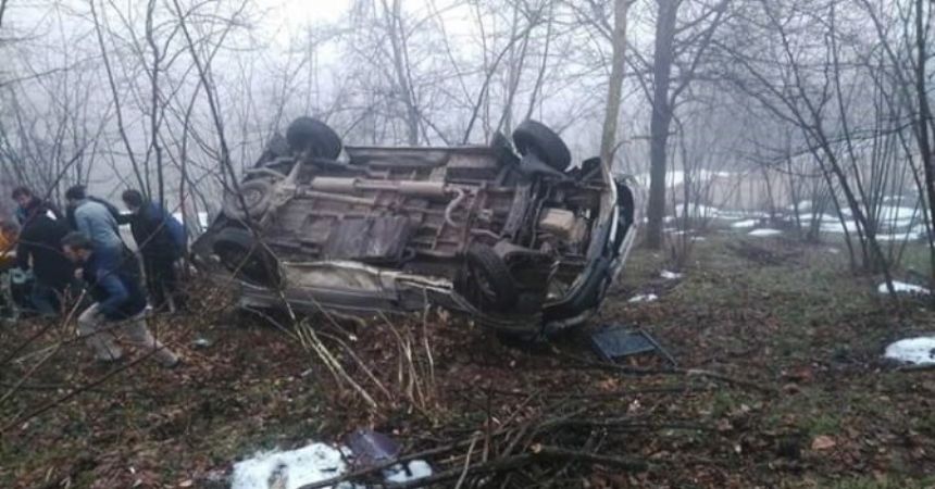 Öğretmen servisi devrildi: 11 yaralı Öğretmen servisi devrildi: 11 yaralı
