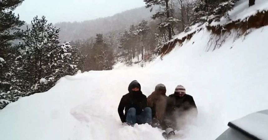 Karadeniz usulü yol açılır! Karadeniz usulü yol açılır!