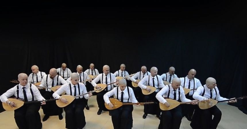 ’Sazdan Adam’ lösemi için çaldı ’Sazdan Adam’ lösemi için çaldı