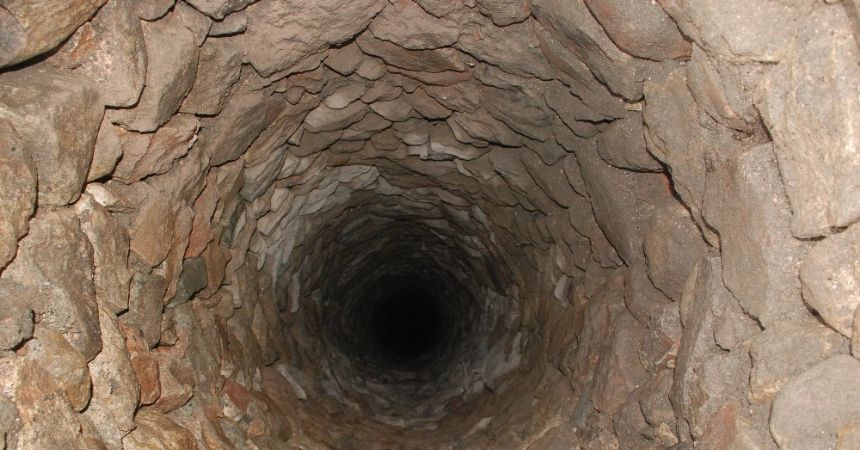 Tarihi camide 17 metrelik kuyu