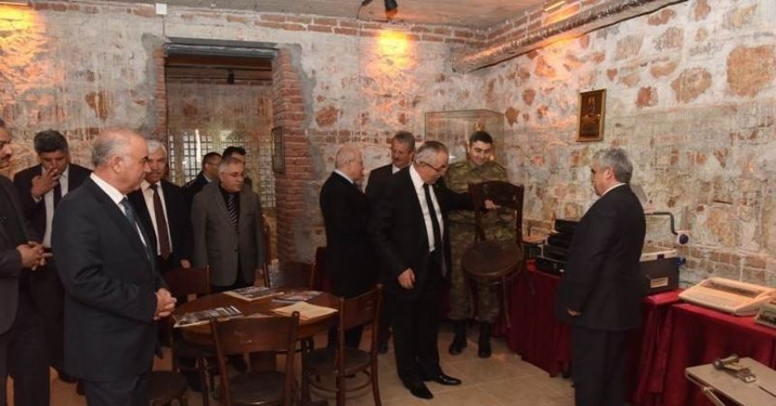Lisede Etnografya Müzesi Lisede Etnografya Müzesi