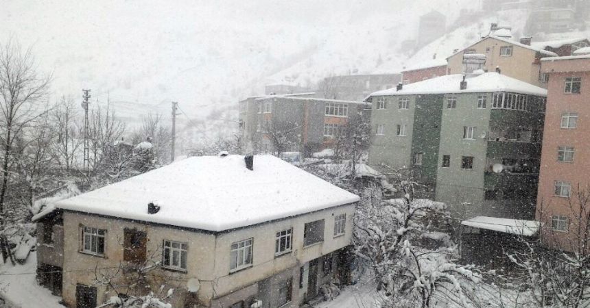 Gümüşhane’de kar yağışı