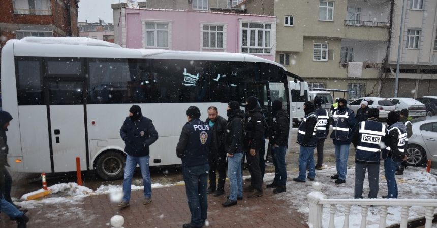 Uyuşturucuya 26 tutuklama Uyuşturucuya 26 tutuklama