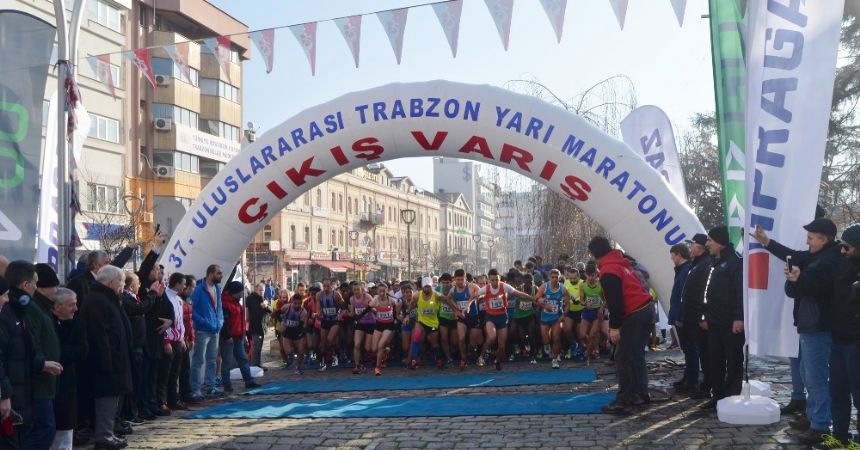 37. Trabzon Uluslararası Yarı Maratonu koşuldu