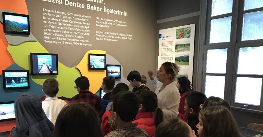 Minik öğrenciler Kent Müzesini gezdi