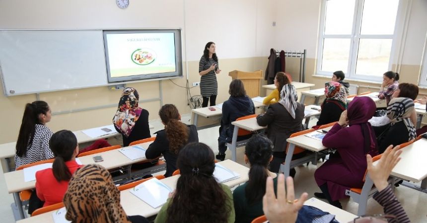 Ordu’da ‘Anne Üniversitesi’ başladı Ordu’da ‘Anne Üniversitesi’ başladı