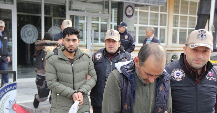 DEAŞ zanlısı 10 kişi adliyede DEAŞ zanlısı 10 kişi adliyede