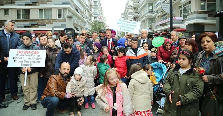 Farkındalık için yürüdüler Farkındalık için yürüdüler