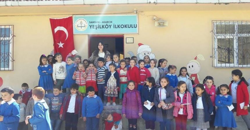 Miniklerin 'kitap' kardeşliği Miniklerin 'kitap' kardeşliği
