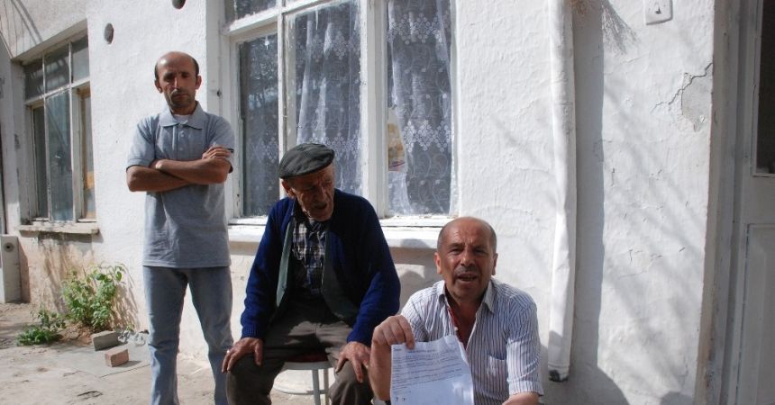 Krediyi ödeyemeyen aile zor günler geçiriyor Krediyi ödeyemeyen aile zor günler geçiriyor