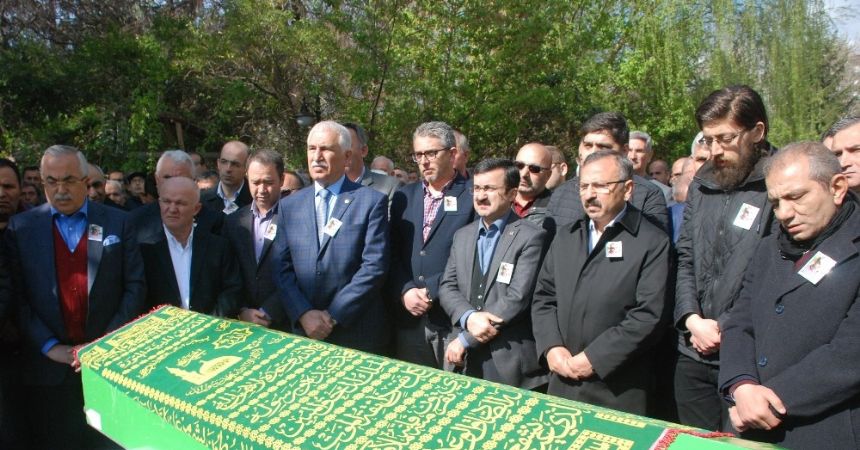 Karaca, gözyaşlarıyla uğurlandı Karaca, gözyaşlarıyla uğurlandı