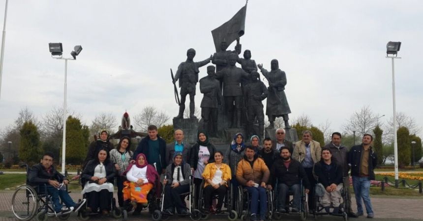Mavi Işıklar misafirlerini ağırlıyor