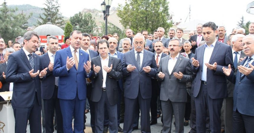 Tokat’tan El-Bab’a 3 TIR eğitim yardımı Tokat’tan El-Bab’a 3 TIR eğitim yardımı
