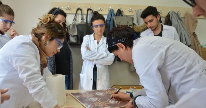 BEÜ Mozaik atölyesi kurdu BEÜ Mozaik atölyesi kurdu