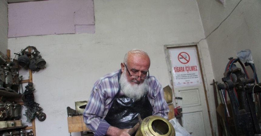 65 yıldır çekiç sallıyor