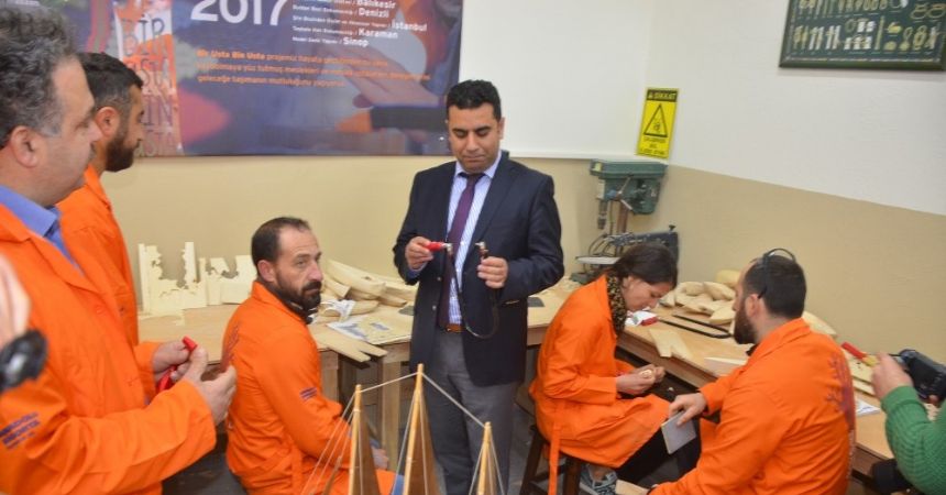 Model gemi ustası olacaklar